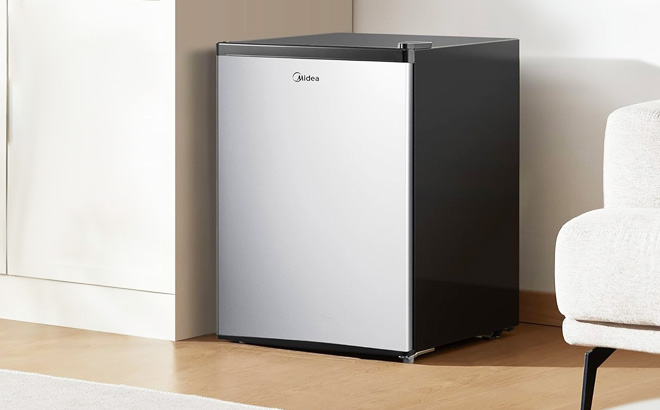 Midea 2 4 cu ft Compact Refrigerator Midea 2 4 cu ft Compact Refrigerator