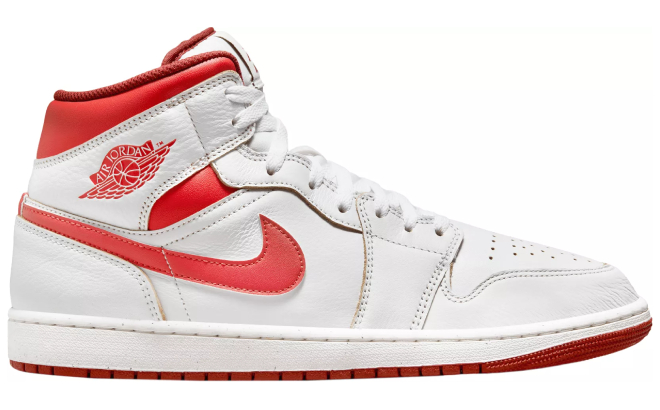 Nike Air Jordan 1 Mid SE Basketball Shoes