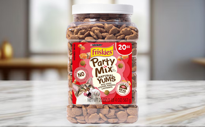 Purina Friskies 20 Ounce Salmon Cat Treats