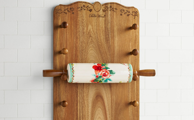 The Pioneer Woman Painted Meadows Ceramic Rolling Pin with Holder The Pioneer Woman Painted Meadows Ceramic Rolling Pin with Holder
