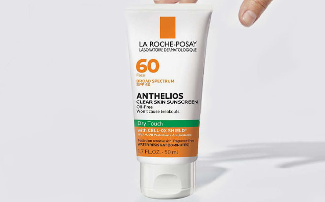 La Roche Posay Anthelios Clear Skin Oil Free SPF 60 Sunscreen