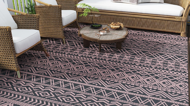 MontVoo 5 x 8 Ft Outdoor Rug