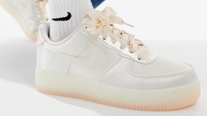 Nike Air Force 1 07 LV8 Ribbon Shoes Nike Air Force 1 07 LV8 Ribbon Shoes