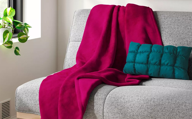 Room Essentials Solid Colored Plush Throw Blanket Room Essentials Solid Colored Plush Throw Blanket