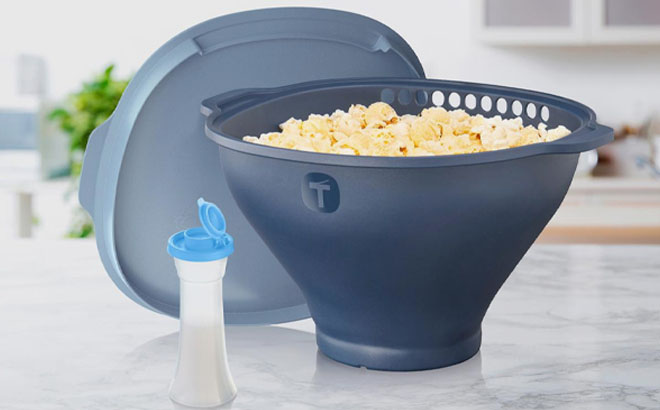 Tupperware WOW Pop Microwave Popcorn Maker Set with Shaker