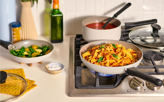 Bella 12 Piece Cookware Set with EverGood Ceramic Nonstick Coating Bella 12 Piece Cookware Set with EverGood Ceramic Nonstick Coating