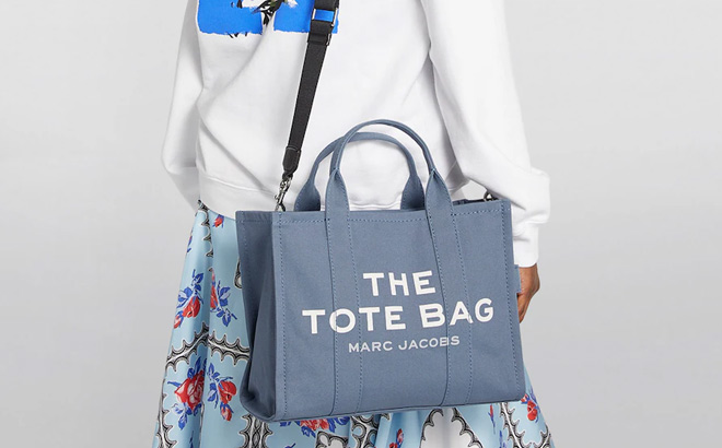 Marc Jacobs The Small Canvas Tote Bag in Blue Color Marc Jacobs The Small Canvas Tote Bag in Blue Color