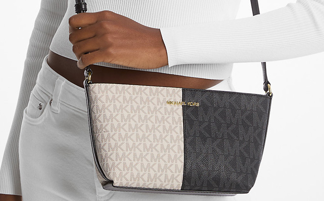 Michael Kors Outlet Jet Set Small Two Tone Logo Crossbody Bag Michael Kors Outlet Jet Set Small Two Tone Logo Crossbody Bag