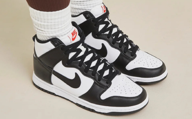 Nike Dunk High Retro Womens Shoes Nike Dunk High Retro Womens Shoes