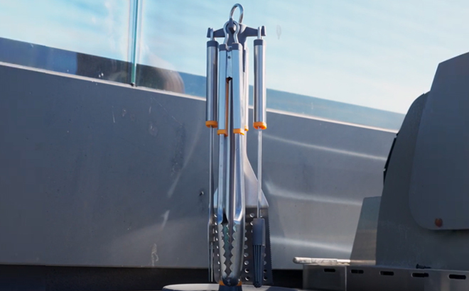 Yukon Glory Rotating Grill Tool Stand