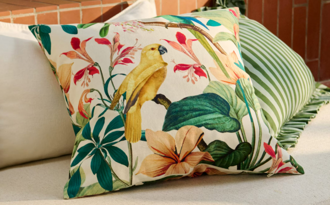 HM Patterned Cushion Cover HM Patterned Cushion Cover