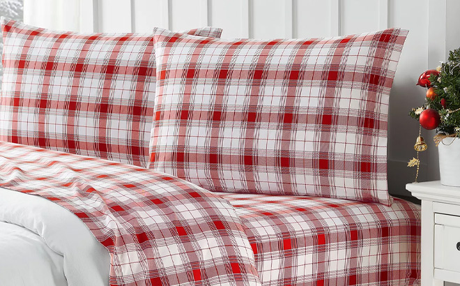 Holiday Printed Microfiber 3 Piece Sheet Set