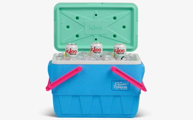 Igloo 25 Quart Retro Picnic Basket Cooler in Carolina Blue Igloo 25 Quart Retro Picnic Basket Cooler in Carolina Blue