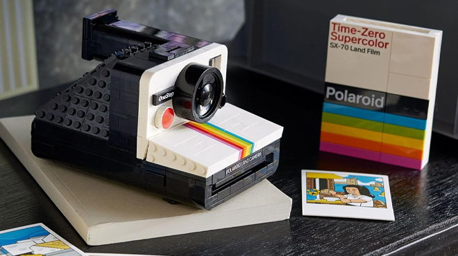 LEGO Ideas Polaroid OneStep SX 70 Building Set