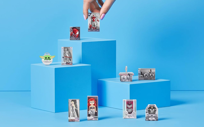 Mini Brands Disney 100 Platinum Capsule Mini Brands Disney 100 Platinum Capsule