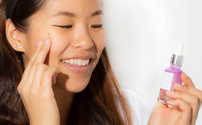 Physicians Formula Anti Aging Serum in Use Physicians Formula Anti Aging Serum in Use