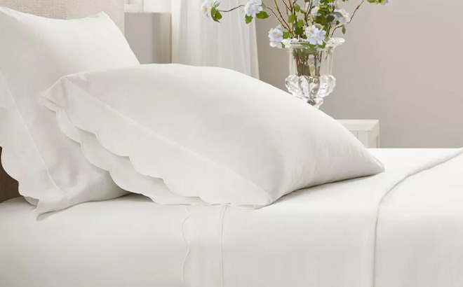 Armoire Collection Scalloped Full Sheet Set 1 Armoire Collection Scalloped Full Sheet Set 1