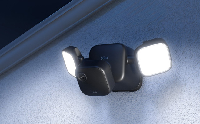 Blink Outdoor 4 Floodlight Camera Blink Outdoor 4 Floodlight Camera