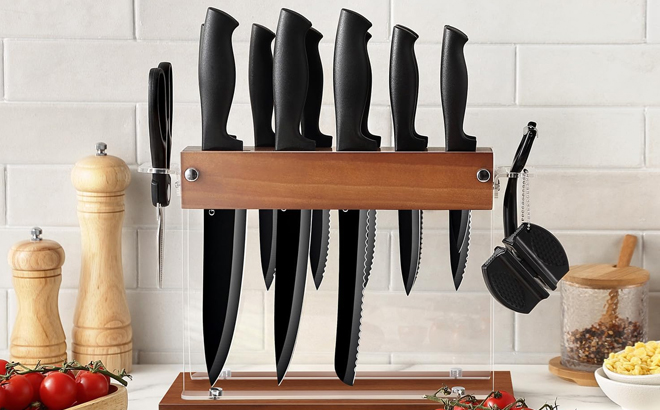 Gourmetop 15 Piece Kitchen Knife Set with Block
