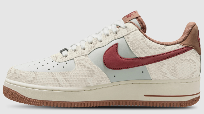 Nike Air Force 1 07 LV8 EMB Mens Shoe Nike Air Force 1 07 LV8 EMB Mens Shoe