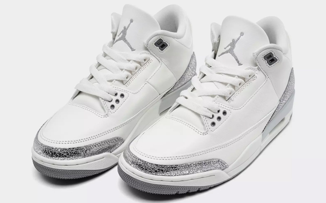 Nike Womens Air Jordan Retro 3 Basketball Shoes Nike Womens Air Jordan Retro 3 Basketball Shoes