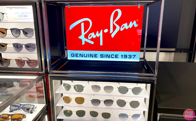Ray Ban Glasses Overview in a Store