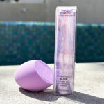 Tarte Shape Tape Shape Tape Blur Concealer Stick with Sponge on the Ground