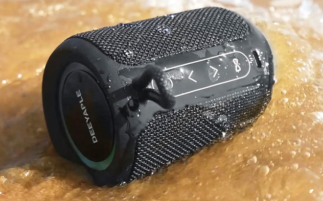 Bluetooth Waterproof and Dustproof Portable Speaker Bluetooth Waterproof and Dustproof Portable Speaker