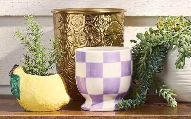 Debossed Floral Metal Planter Debossed Floral Metal Planter