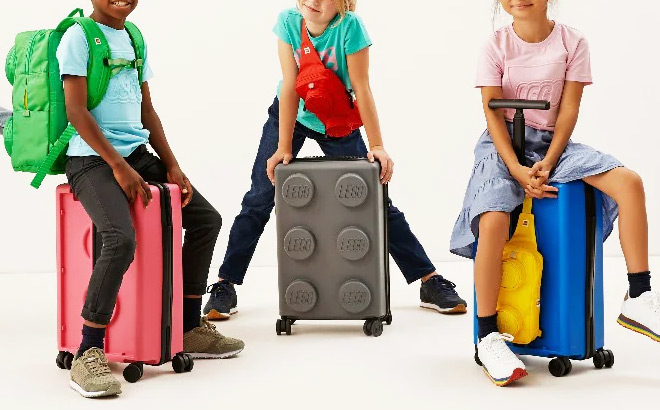 LEGO Signature Brick 22 Inch Expandable Trolley Carry On Spinner Luggage