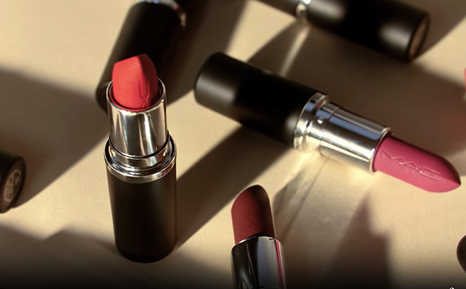 MAC M·A·Cximal Silky Matte Lipstick MAC M·A·Cximal Silky Matte Lipstick