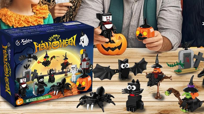 Xalvitra 439 Piece Halloween Party Favors Building Set