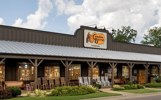 Cracker Barrel Store Front