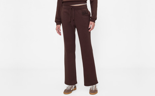 GAP Factory Gap Logo Straight Sweatpants GAP Factory Gap Logo Straight Sweatpants