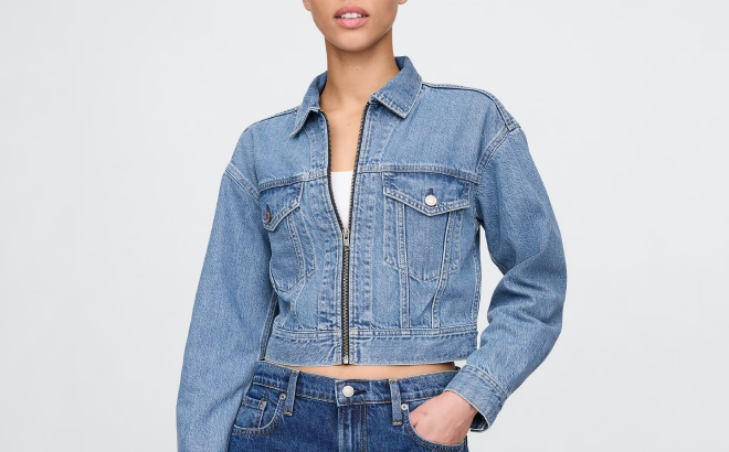 GAP Icon Denim Crop Jacket