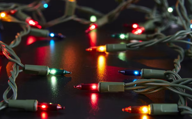 Holiday Living 100 Count Multicolored Plug In Christmas String Lights