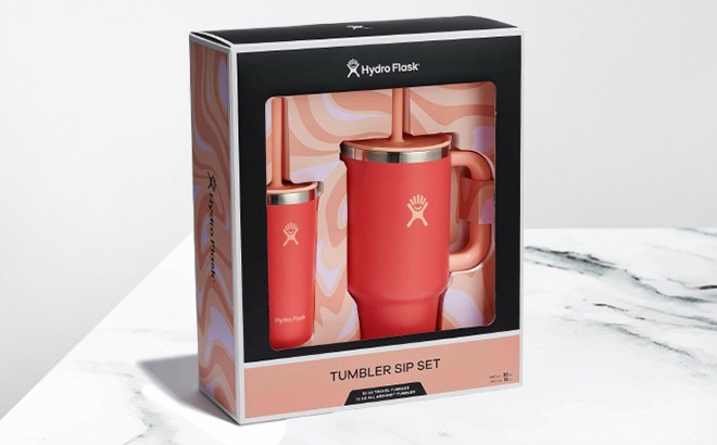 Hydro Flask Tumbler Sip Set on the Table