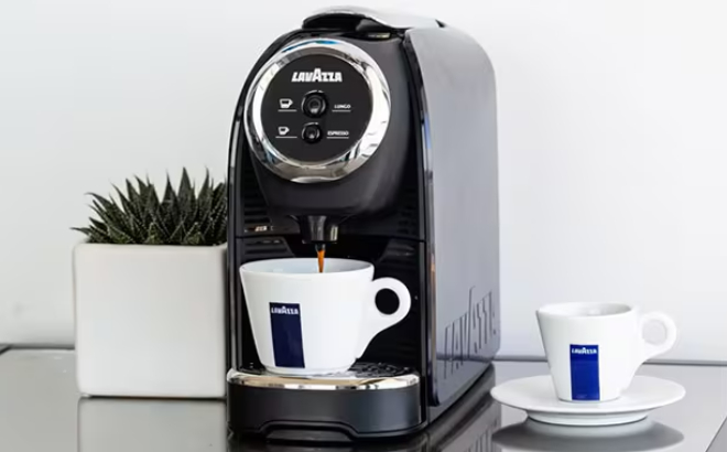 Lavazza Blue Classy Mini Single Serve Espresso Coffee Machine Lavazza Blue Classy Mini Single Serve Espresso Coffee Machine