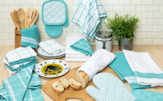 Mainstays Terry and Flat Stripe Kitchen Towel Oven Mitt and Pot Holder Set Aqua Stripe 20 Pieces Mainstays Terry and Flat Stripe Kitchen Towel Oven Mitt and Pot Holder Set Aqua Stripe 20 Pieces