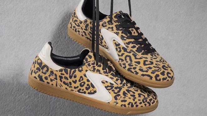 Skechers Womens On The Prowl Shoes