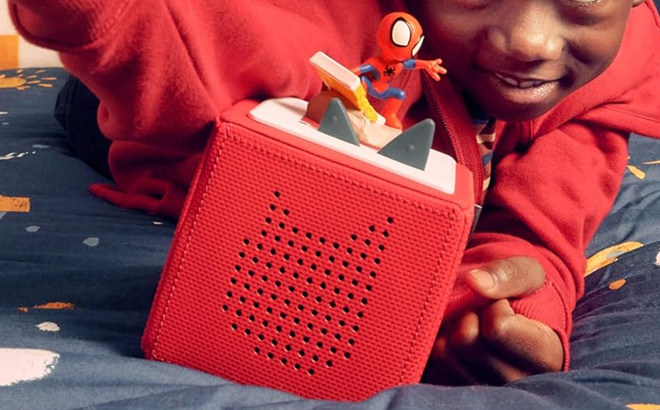 Toniebox 1 Audio Player Bundle in Red Color