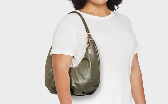 Universal Thread Oversized Crescent Shoulder Bag Universal Thread Oversized Crescent Shoulder Bag