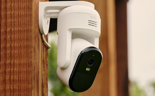 Arlo Essential Pan Tilt Security Camera 2K Arlo Essential Pan Tilt Security Camera 2K