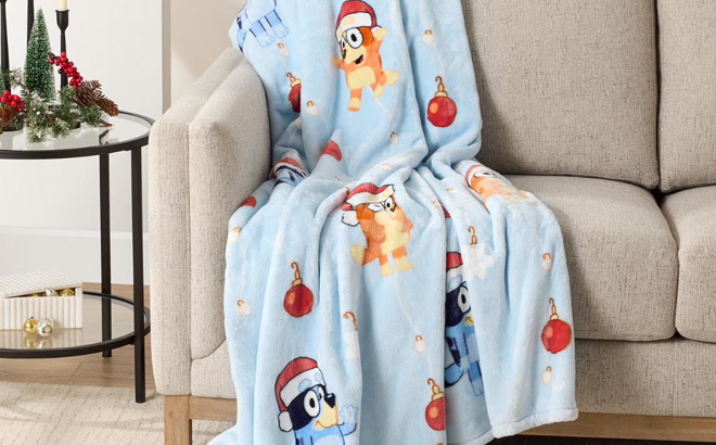 Bluey Holiday Silk Touch Throw
