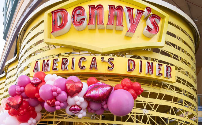 Dennys Diner with Valentines Decor