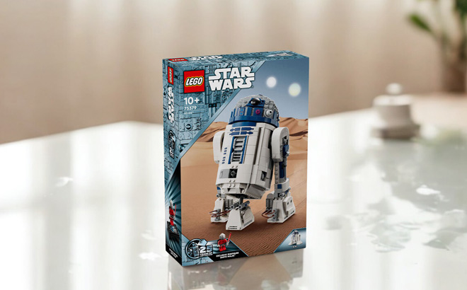 LEGO Star Wars 1050 Piece R2 D2 Building Set LEGO Star Wars 1050 Piece R2 D2 Building Set