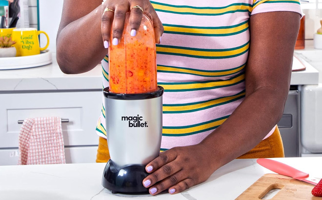 Magic Bullet Small Blender 11 Piece Set Magic Bullet Small Blender 11 Piece Set