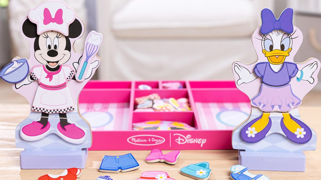 Melissa Doug Disney Minnie Daisy Deluxe Wooden Magnetic Dress Up Melissa Doug Disney Minnie Daisy Deluxe Wooden Magnetic Dress Up