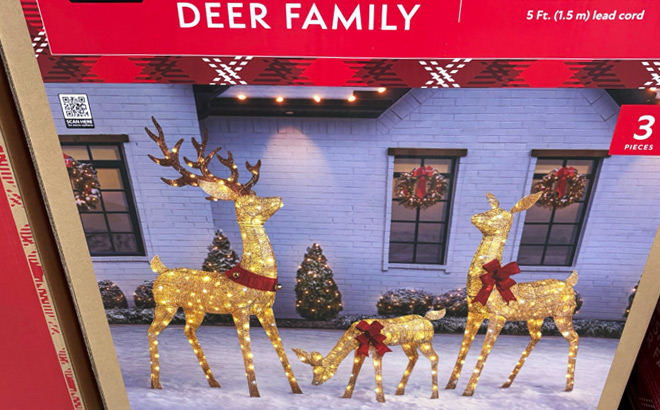 PreLit Animated Deer Family PreLit Animated Deer Family