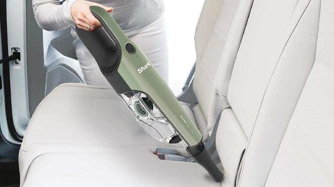 Shark CH901 Cyclone Handheld Vacuum Shark CH901 Cyclone Handheld Vacuum